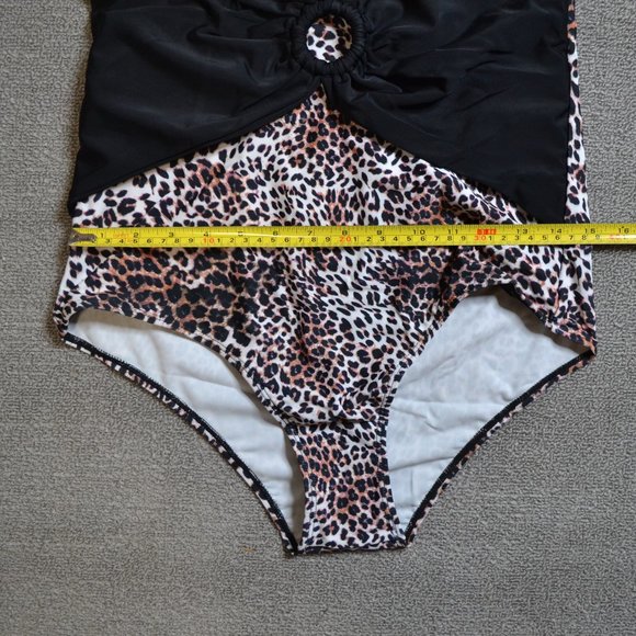 One Piece Halter Bathing Suit V Neck Leopard Print Size XL - Picture 7 of 9